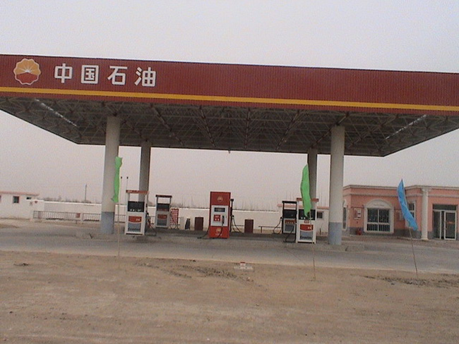 同江中石油加油站